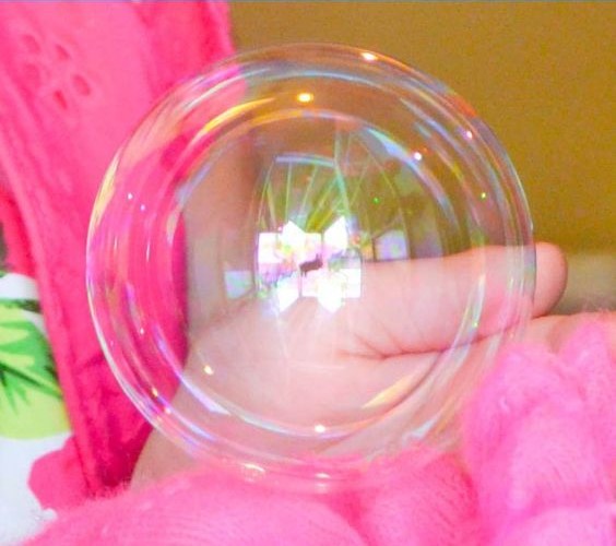 Bouncing Bubbles