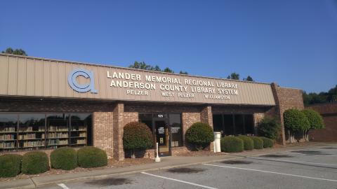 Lander Memorial Library building exterior